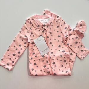 Abe & Elly Organic Cotton Baby Onesie 6-12 month Pink Star Footie Pajamas